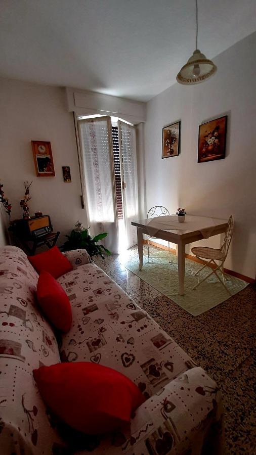 B&B Rosa Samarate Exteriér fotografie